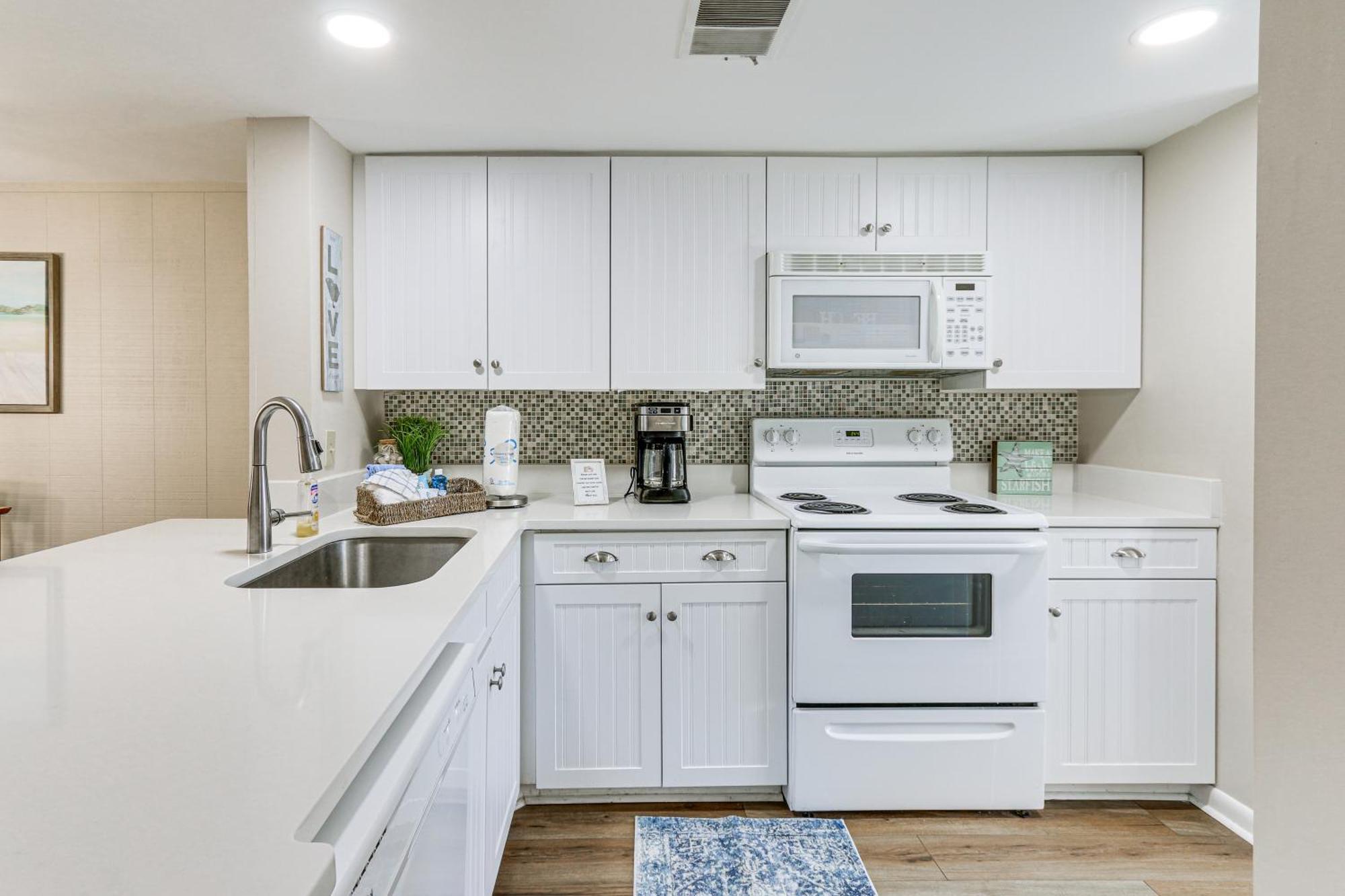Hilton Head Condo Walk To Coligny Beach And Plaza! Hilton Head Island Bagian luar foto