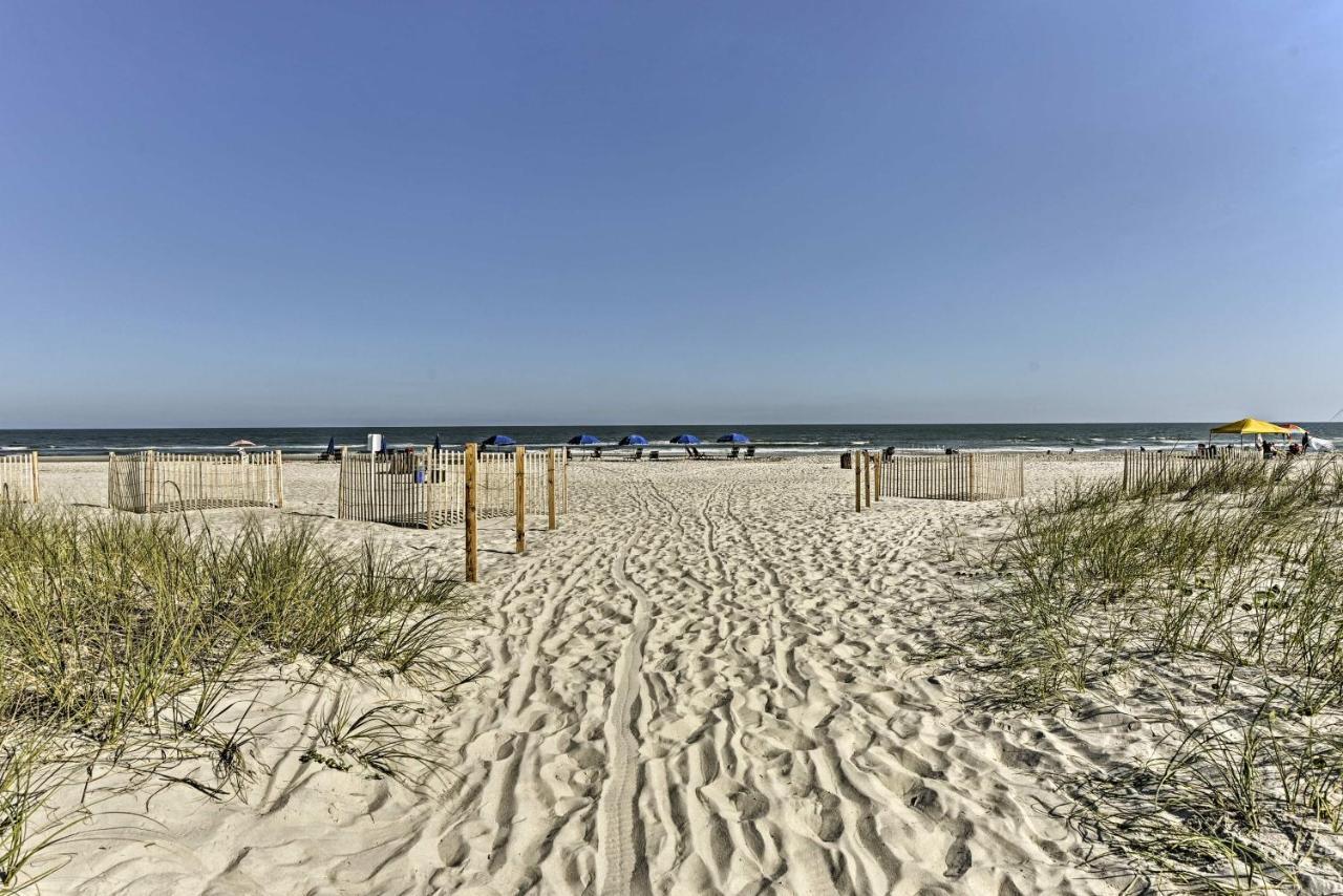 Hilton Head Condo Walk To Coligny Beach And Plaza! Hilton Head Island Bagian luar foto